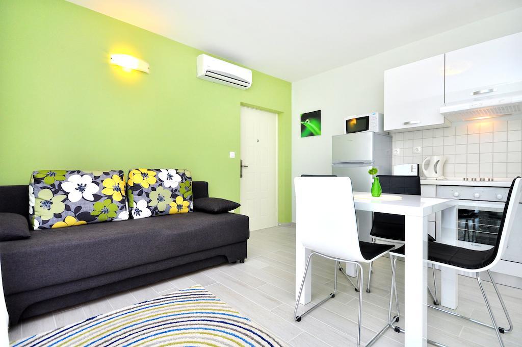 Apartments Sakal 特罗吉尔 客房 照片
