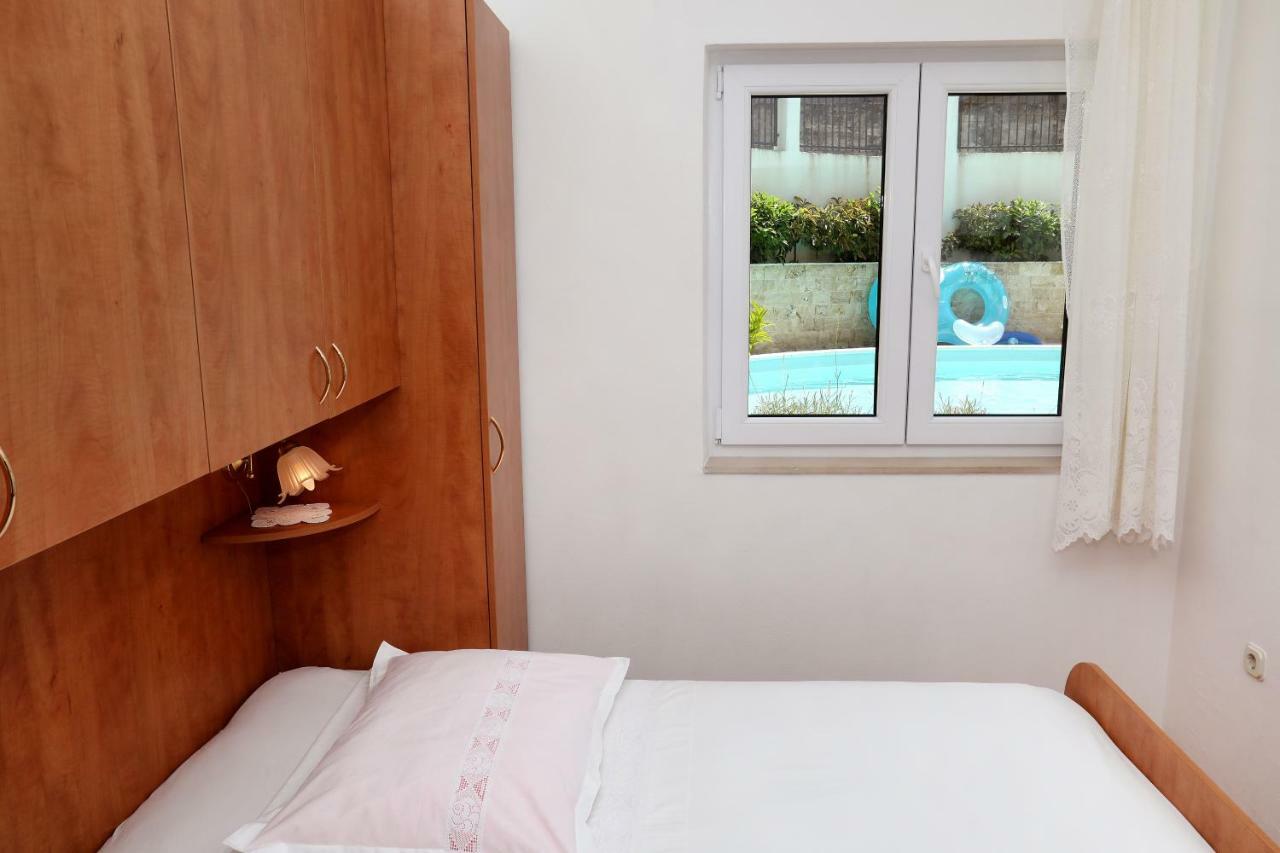 Apartments Sakal 特罗吉尔 外观 照片